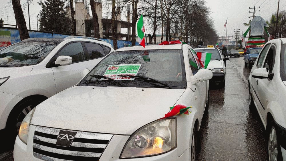 خروش خودرویی مردم انقلابی آمل در چهل و سه سالگی انقلاب اسلامی