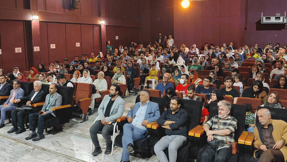 مراسم روز تئاتر شهرستان آمل و تجلیل از پیشکسوتان ،فعالان و هنرجویان تئاتر شهرستان آمل